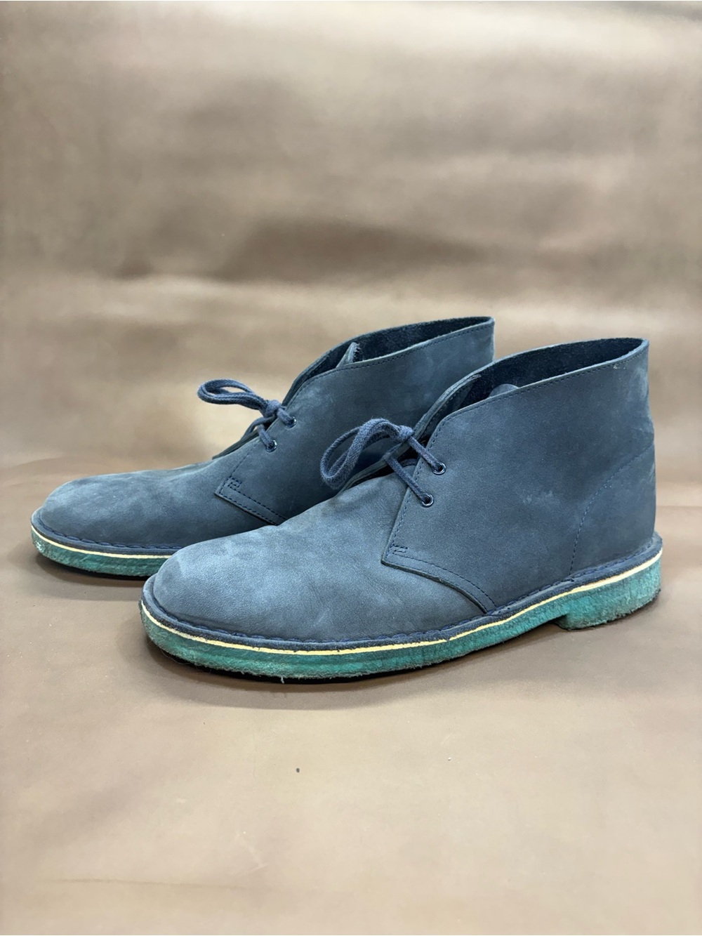 Clarks Navy Nubuck Leather Dessert Boots with Teal Crepe Sole